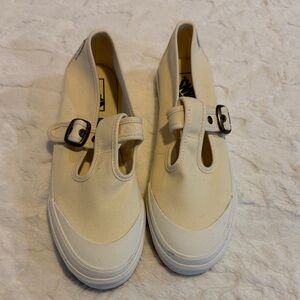 Vans Mary Jane Style 93 Buckle Strap Women’s Shoes Classic Canvas Size 10.
